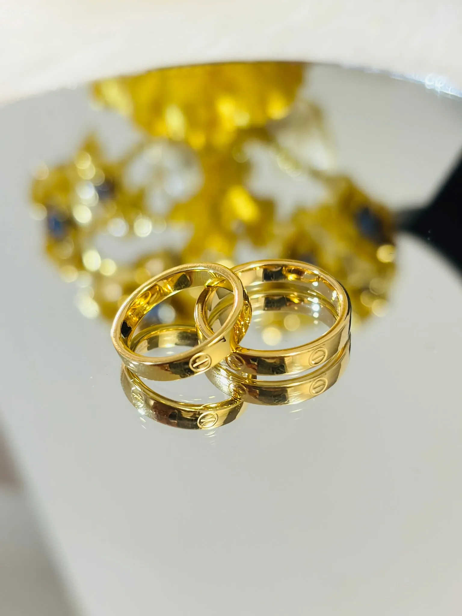 18k Gold Love Ring