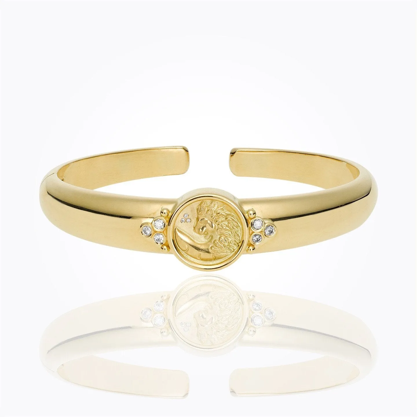 18K Lion Coin Bracelet with diamond