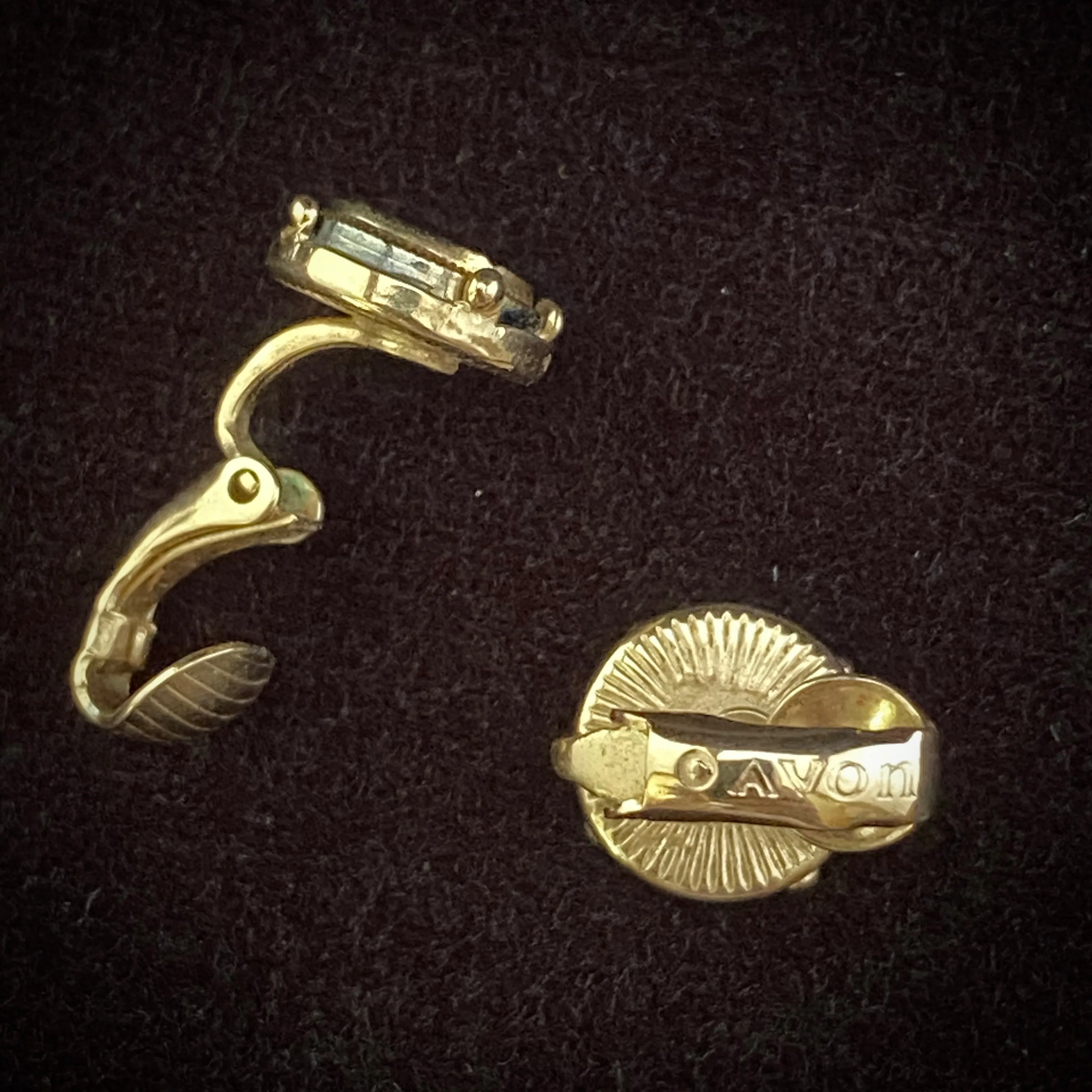1980 Snow Fantasy Earrings