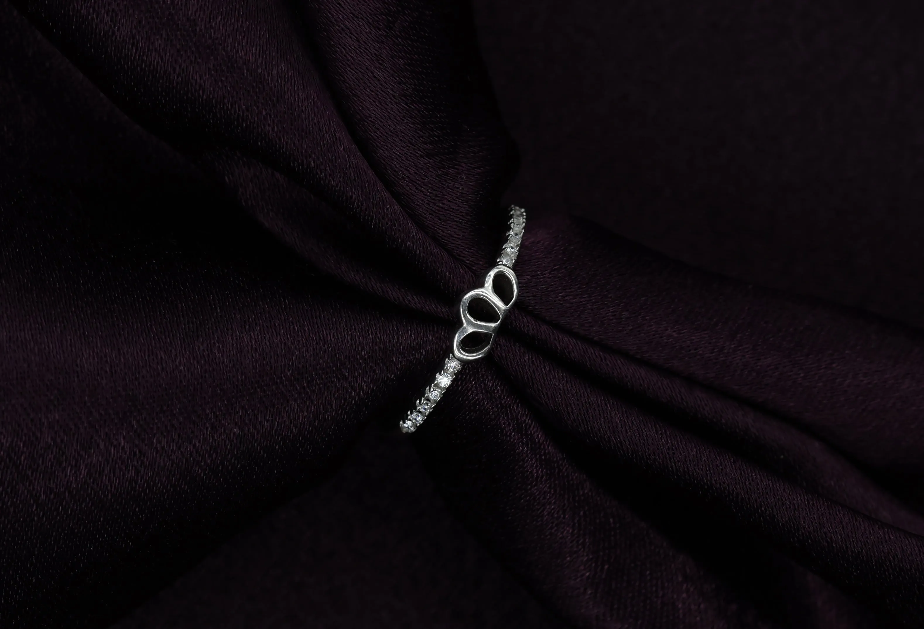 925 Silver Women's Ring Sleek & Stylish