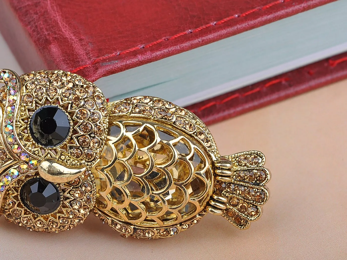 Alilang Gold Toned Topaz Crystal Rhinestone Owl Greek Roman Mythical Bird Novelty Pin Brooch