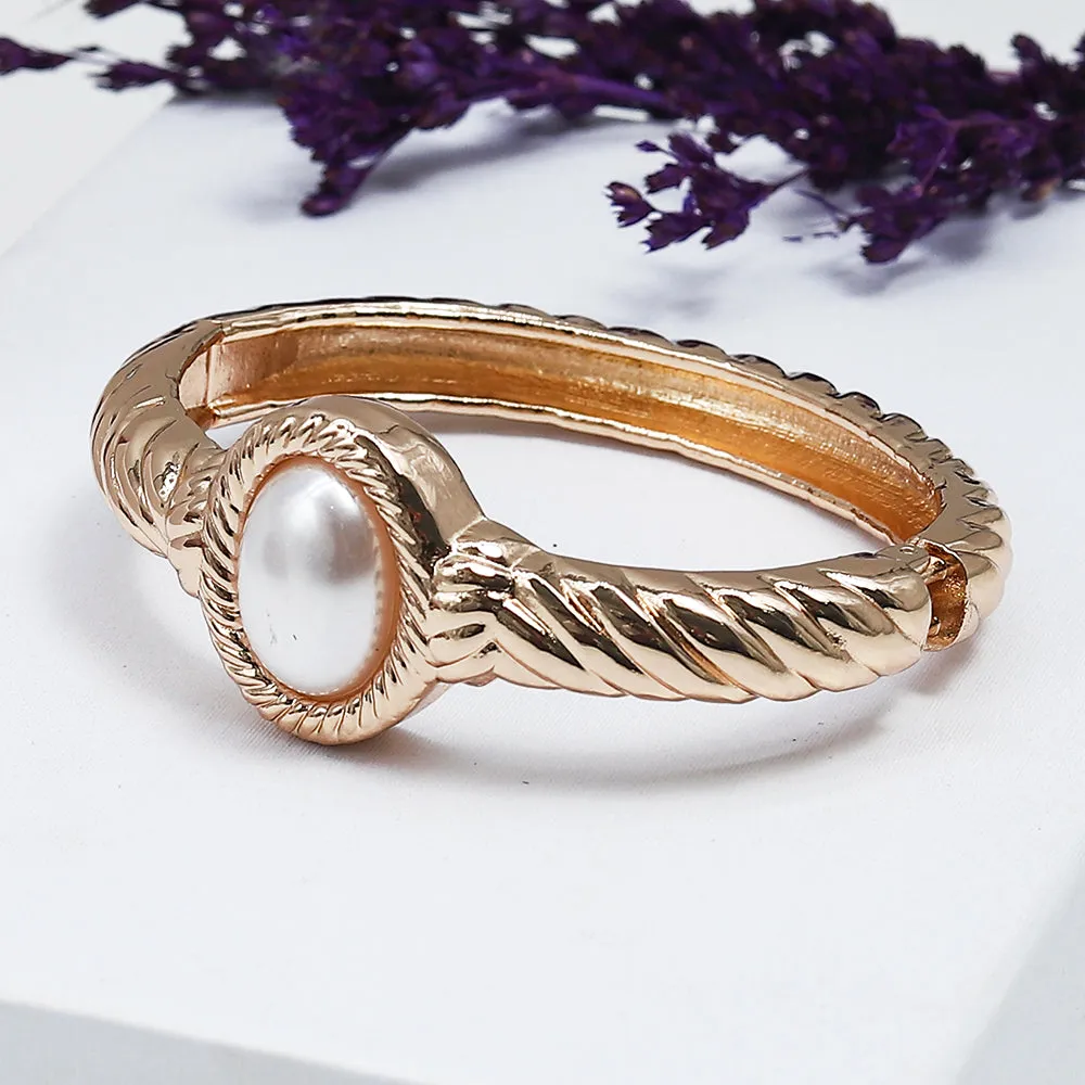 Bold Bracelet (10719)  - Fluffy
