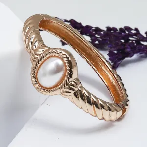 Bold Bracelet (10719)  - Fluffy