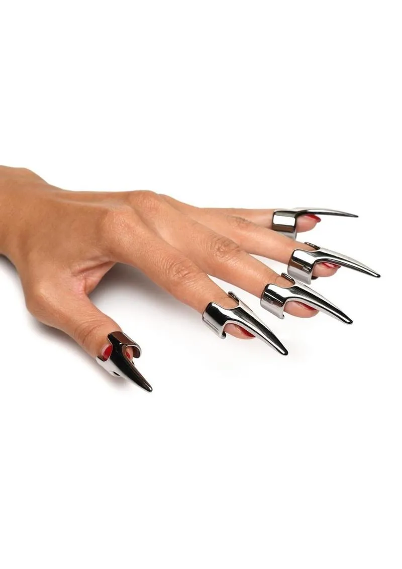Claws Out Sensation Finger Rings in Steel