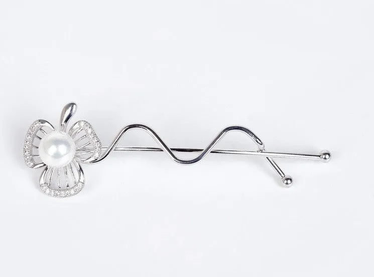 Clover Pearl Hair Pin