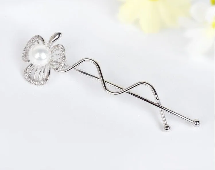 Clover Pearl Hair Pin