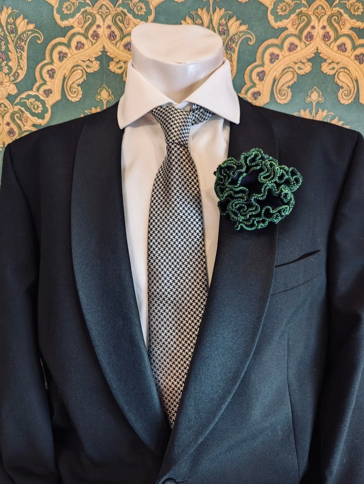 Corallo Flower Brooch for Men