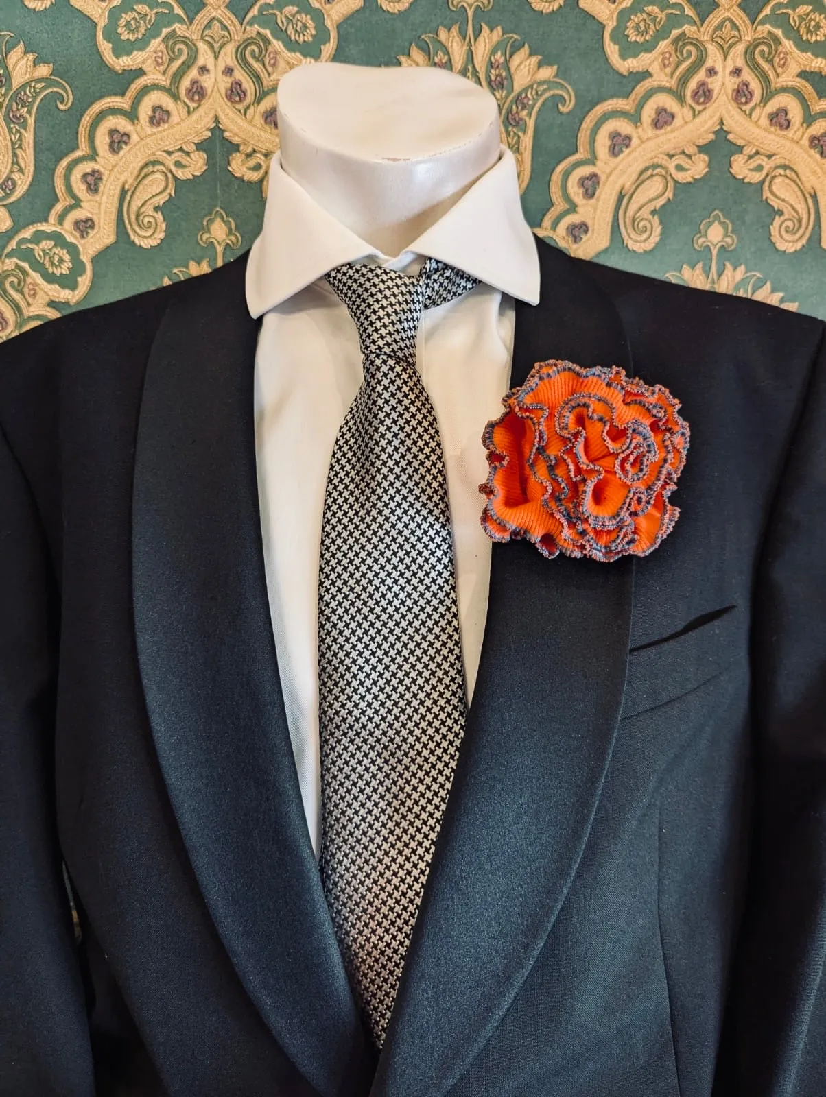 Corallo Flower Brooch for Men