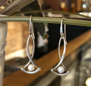 EL Designs "Metronome" Pearl Drop Earrings