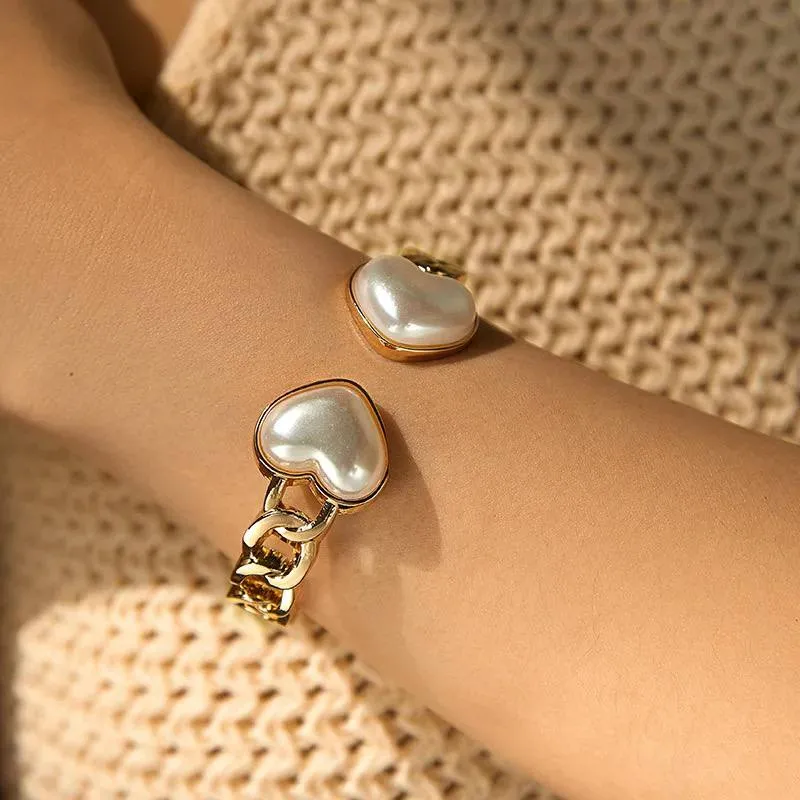 Heart Dual The Head Bracelet - Fluffy
