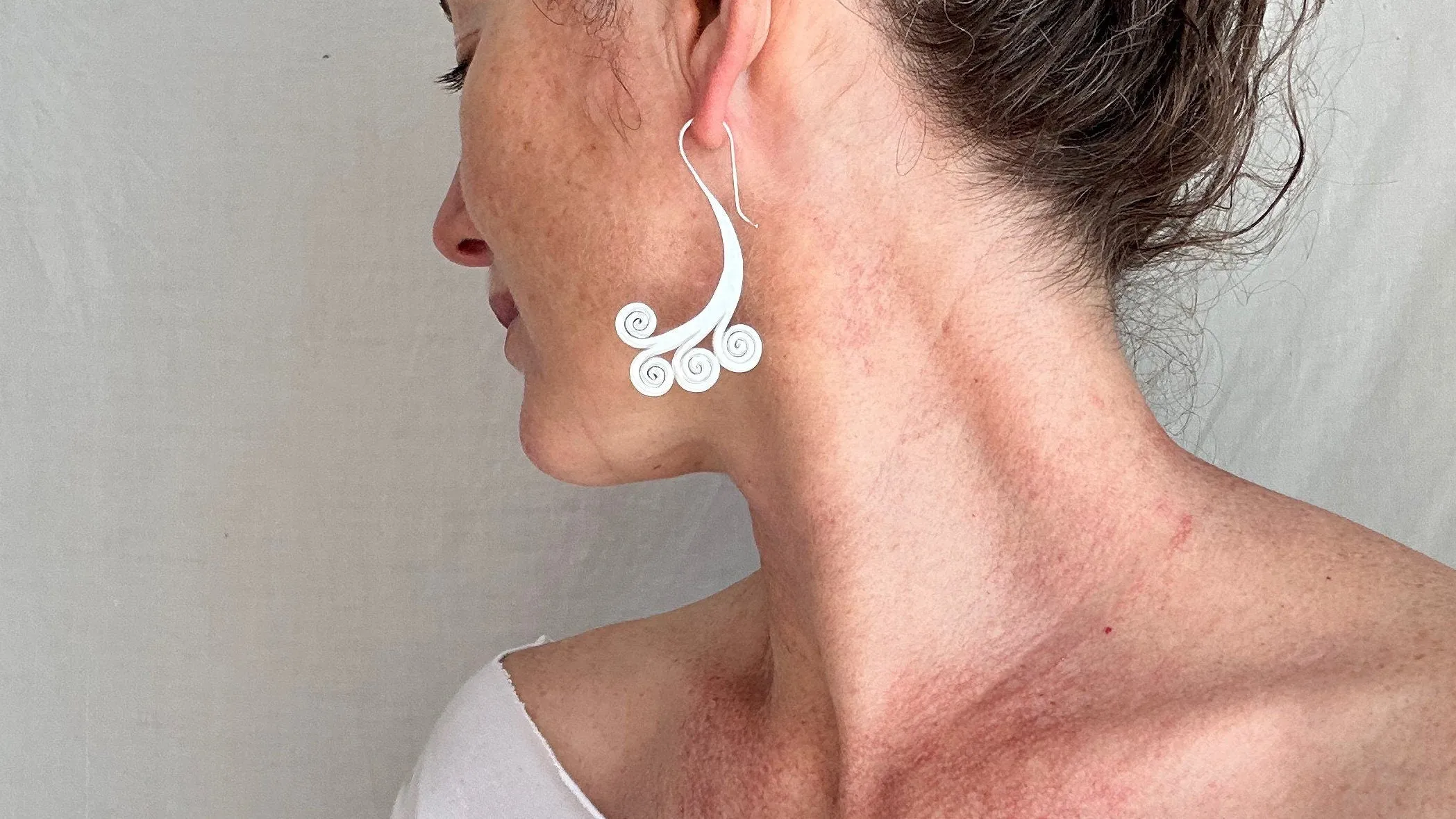 Karen Hill Tribe Spiral Earrings. Fine Silver. Karen Hill Tribe Of Thailand. 0507
