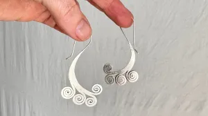 Karen Hill Tribe Spiral Earrings. Fine Silver. Karen Hill Tribe Of Thailand. 0507
