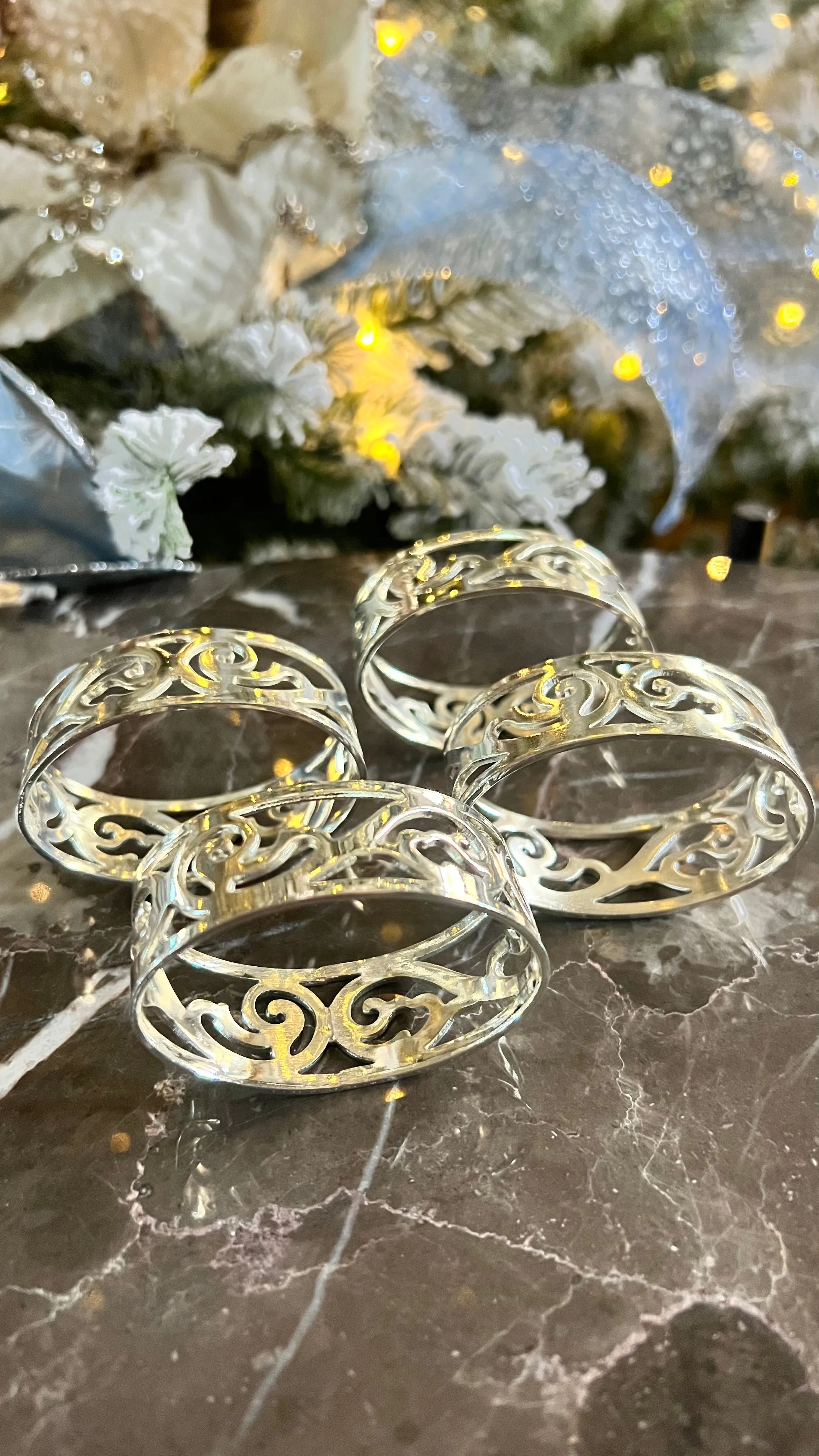 Napkin rings set of 4 VITA
