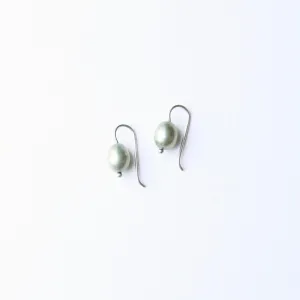 Sage Green Freshwater Pearl Earring