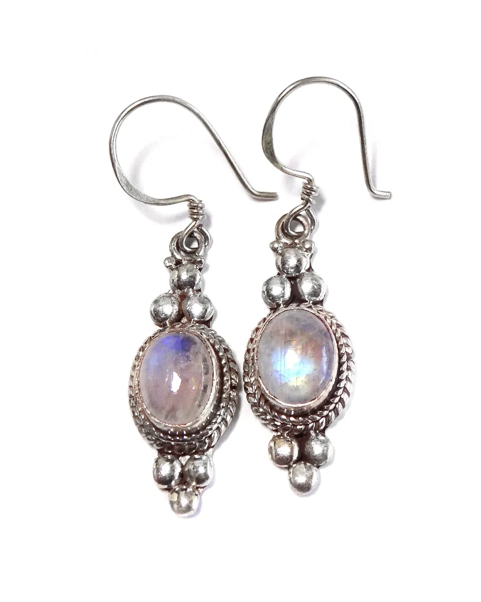 Simple Stone Earring
