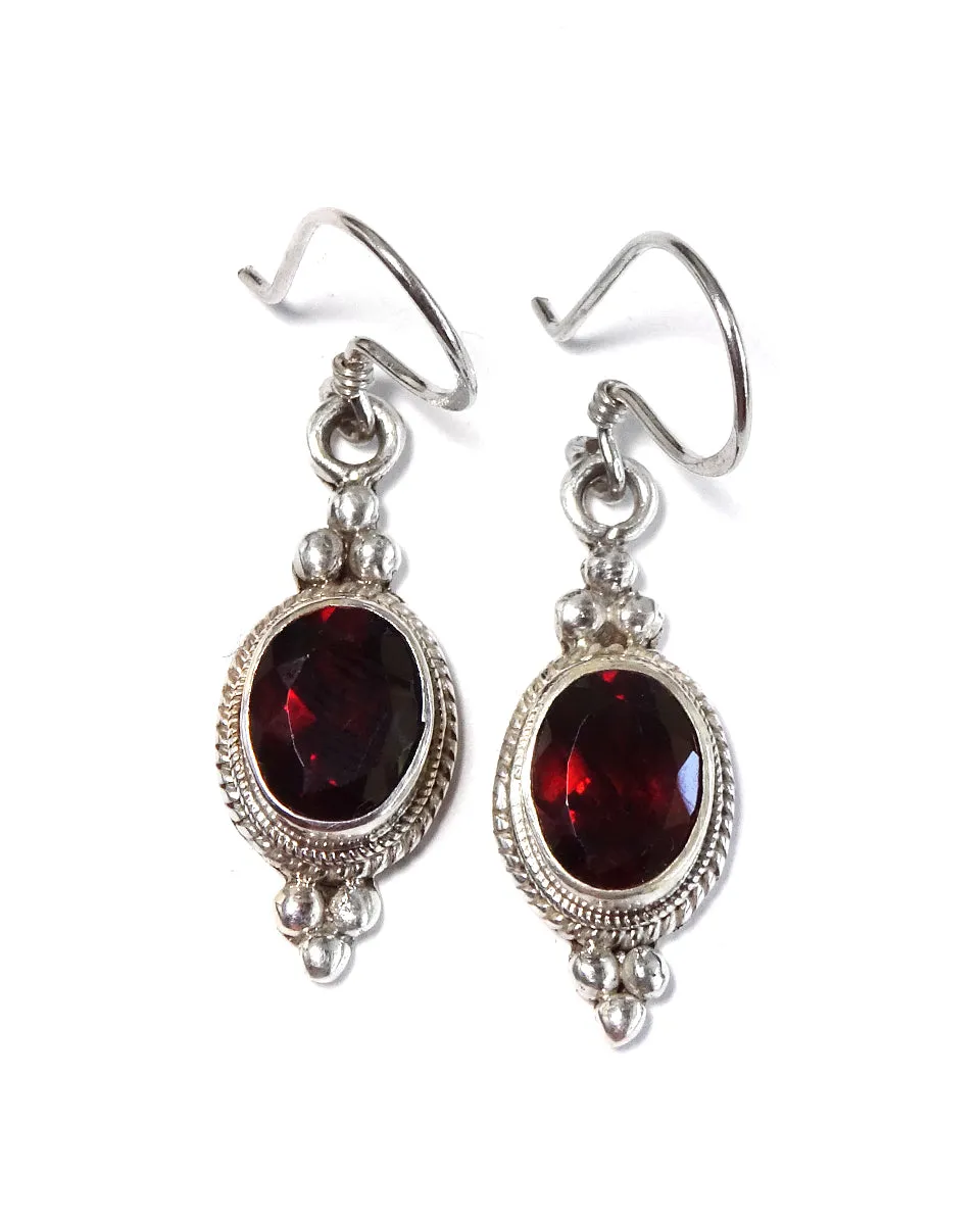 Simple Stone Earring
