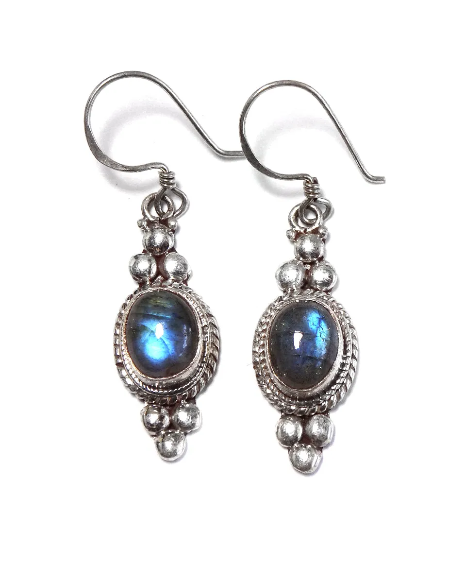 Simple Stone Earring