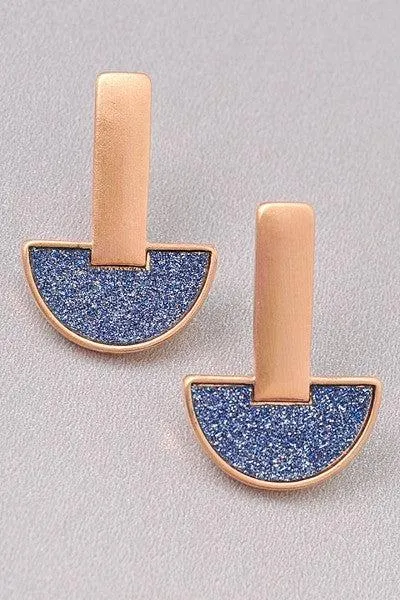 Sparkling Cluster Tear Stud Earrings