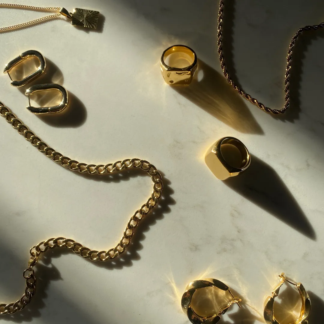 The drop necklace